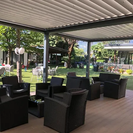 Апартаменти Campagnola 1 *
